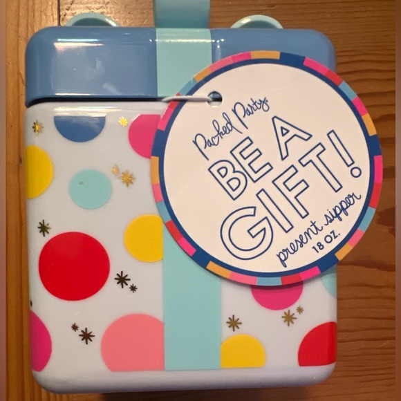 Travel Cup ✨SALE✨ - Picture 6 of 6